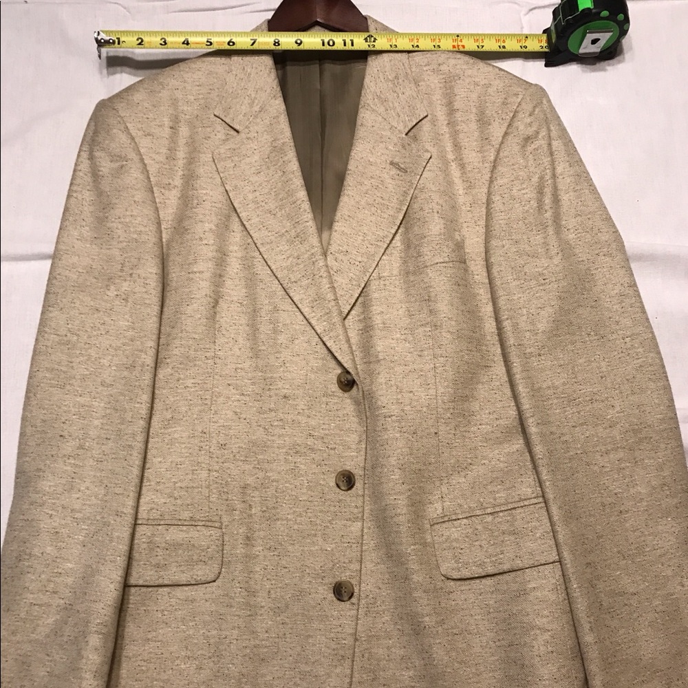 Executive Collection silk/wool sportcoat.